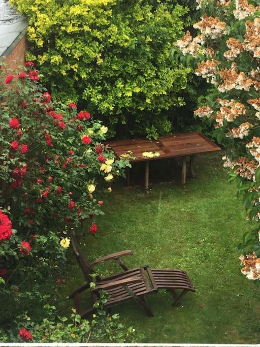 Wohnliches , Behagliches Zimmer Mit Balkon Und Wifi Mönchengladbach Exteriér fotografie